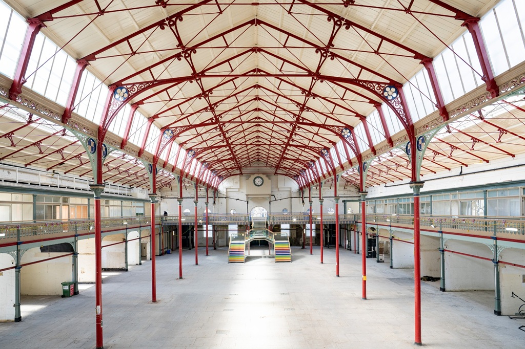 Accringtontownsquare p influential