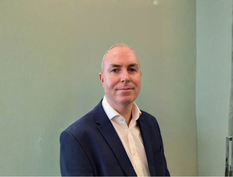 Adrian Rooney, J.Greenwood (Builders) p J.Greenwood (AI Expand)