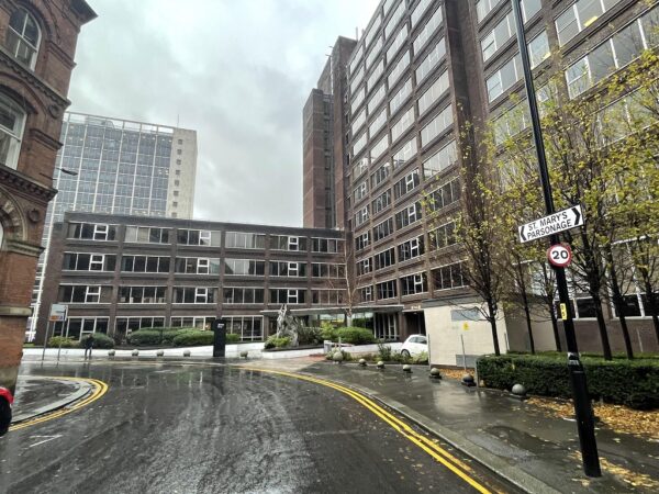 Alberton House 3, Bruntwood, P.Place North West