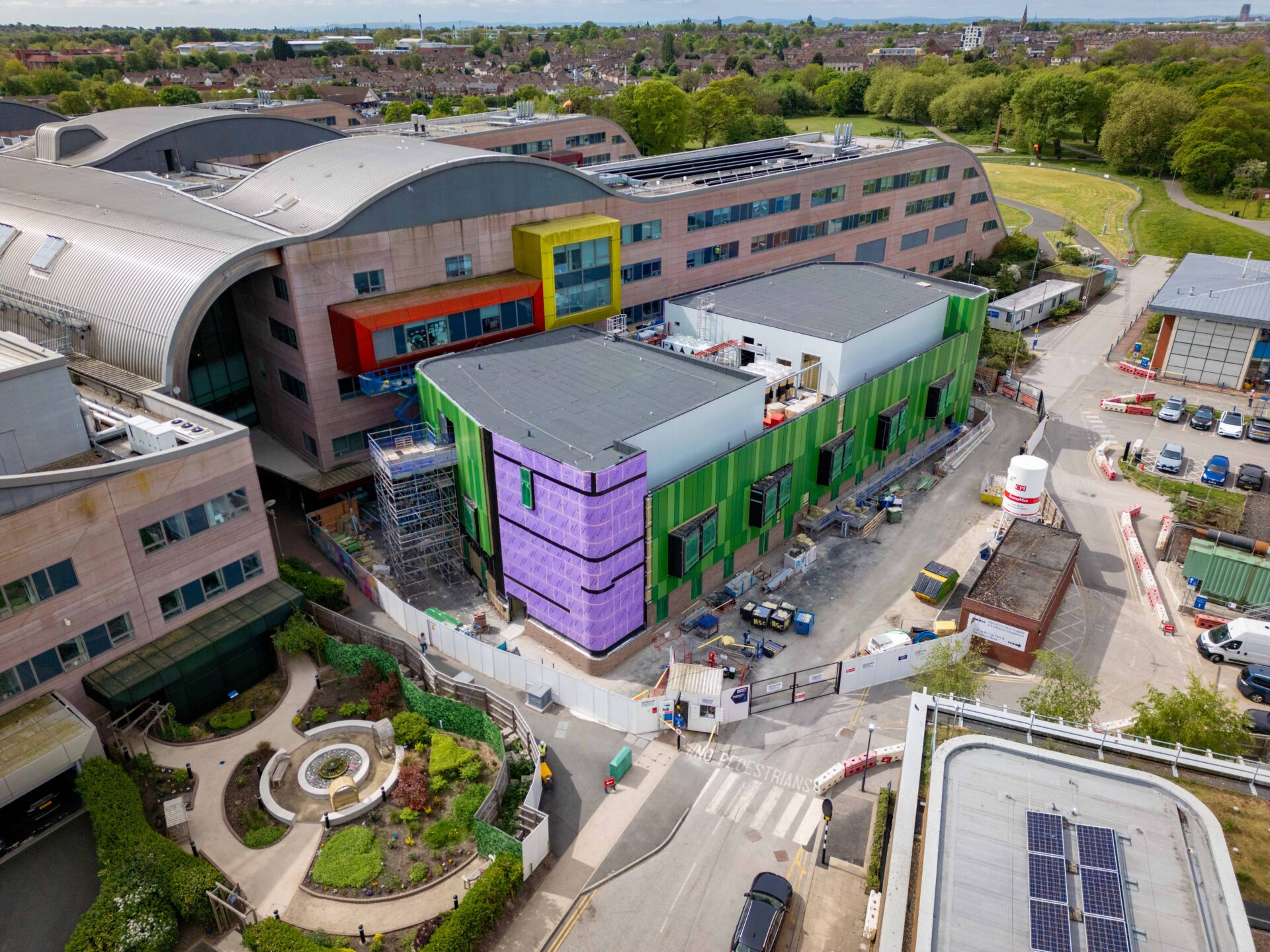 Alder Hey Childrens hospital extension, Morgan Sindall, p via Influential