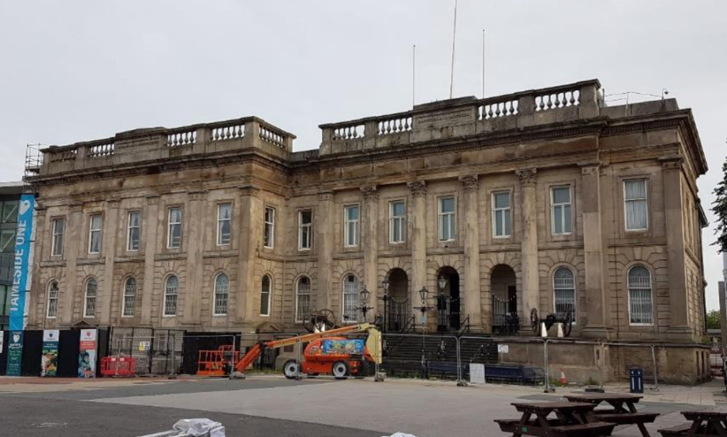 Ashton Town Hall, Tameside Council, p planning documents