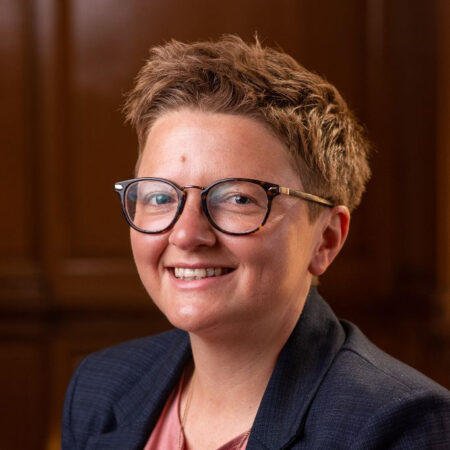 Bev Craig (800x800) Bev Craig (800x800)