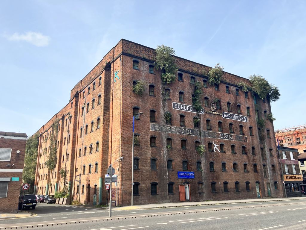 Bonded Tea Warehouse , Harcourt, p Zaman Roberts