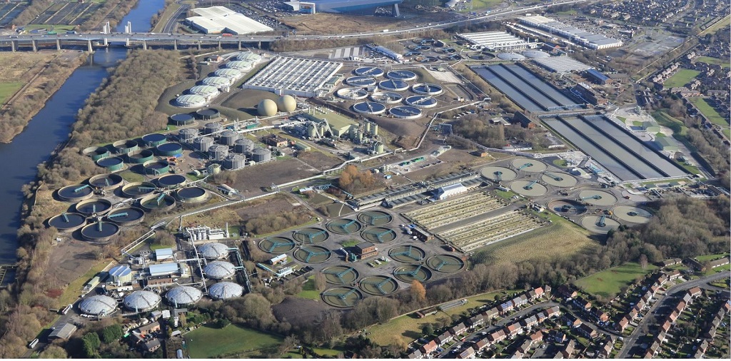 Davyhulme Wastewater Treatment Works, United Utilities, p United Utilities