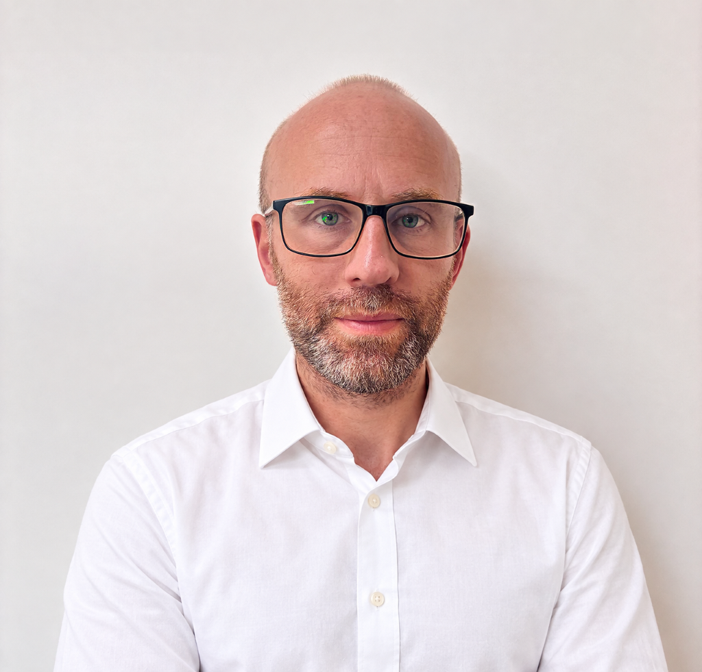 Ed Britton, Bidwells, p Bidwells