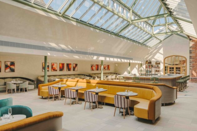 Fairmont The Mere Orangery, Select, Mere, p ECPR Fairmont The Mere Orangery, Select, Mere, p ECPR