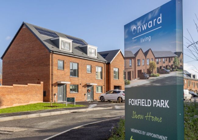 Foxfield Park, Lovell Onward, p Cartwright