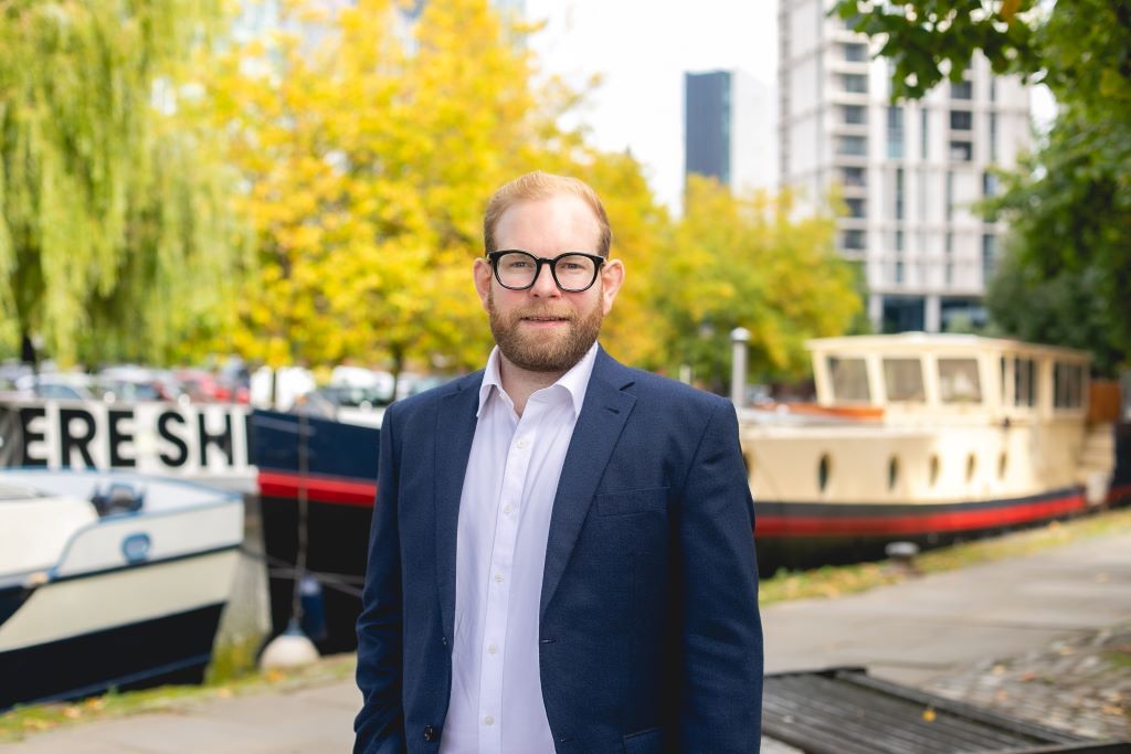 Ian Scott, Ocasa Homes, p Inform Comms