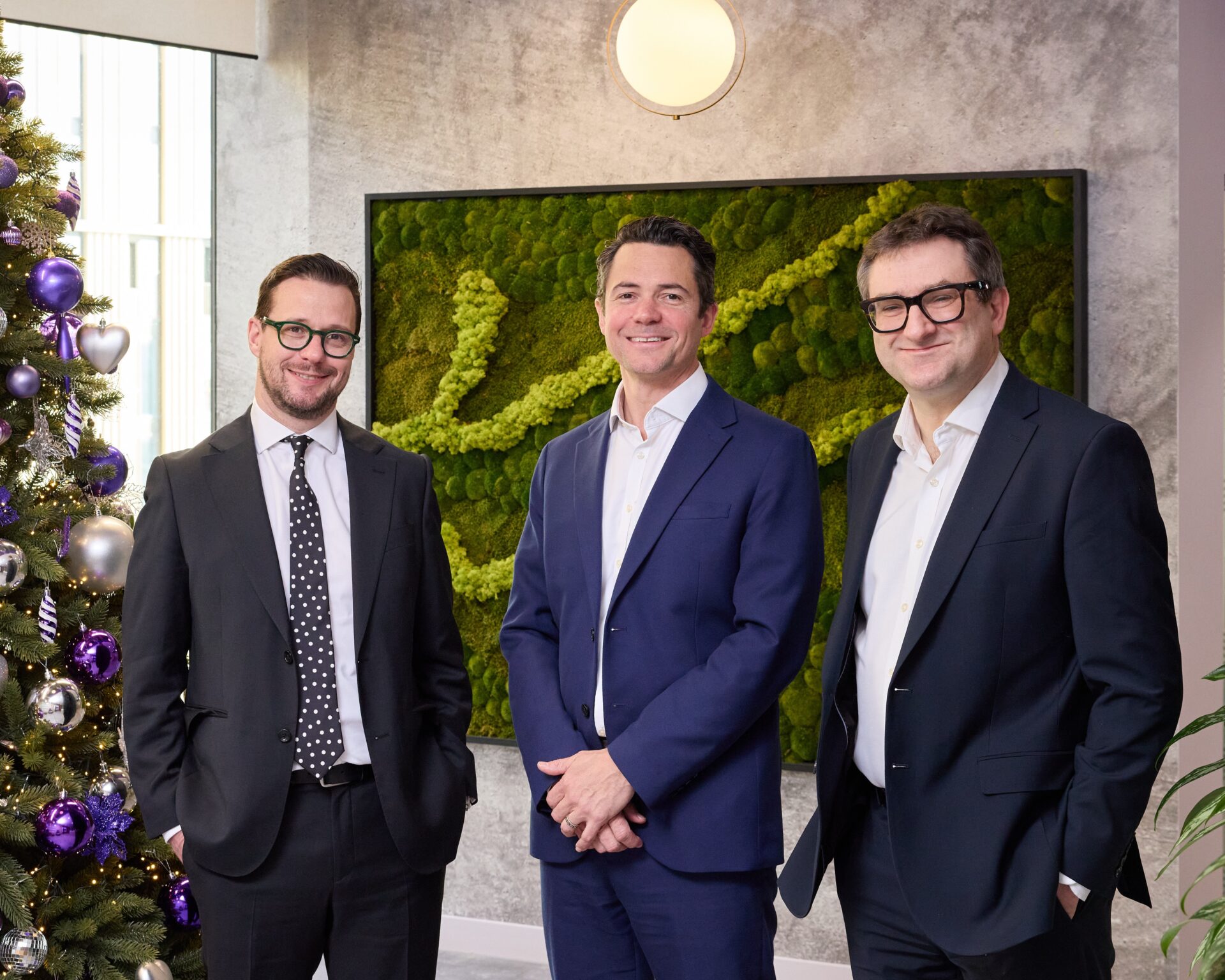 Jody Kite and Hardman, M&R Group, p via Petal