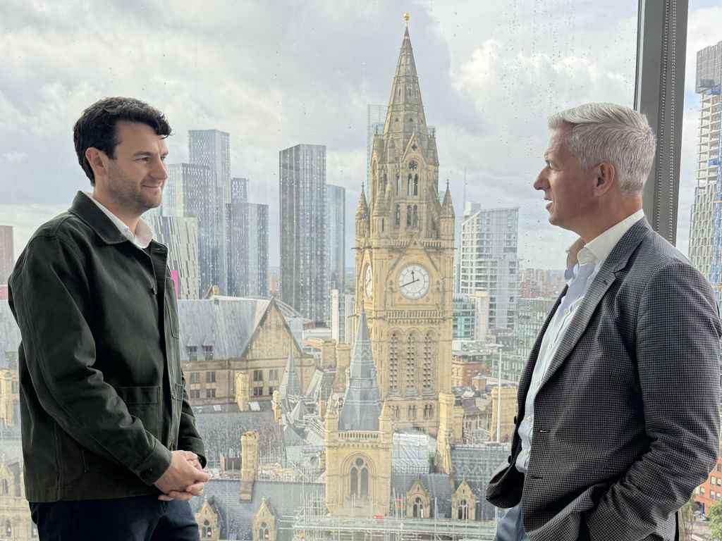 Jonathan Cook and Jonathan Munday, Colliers, p Colliers