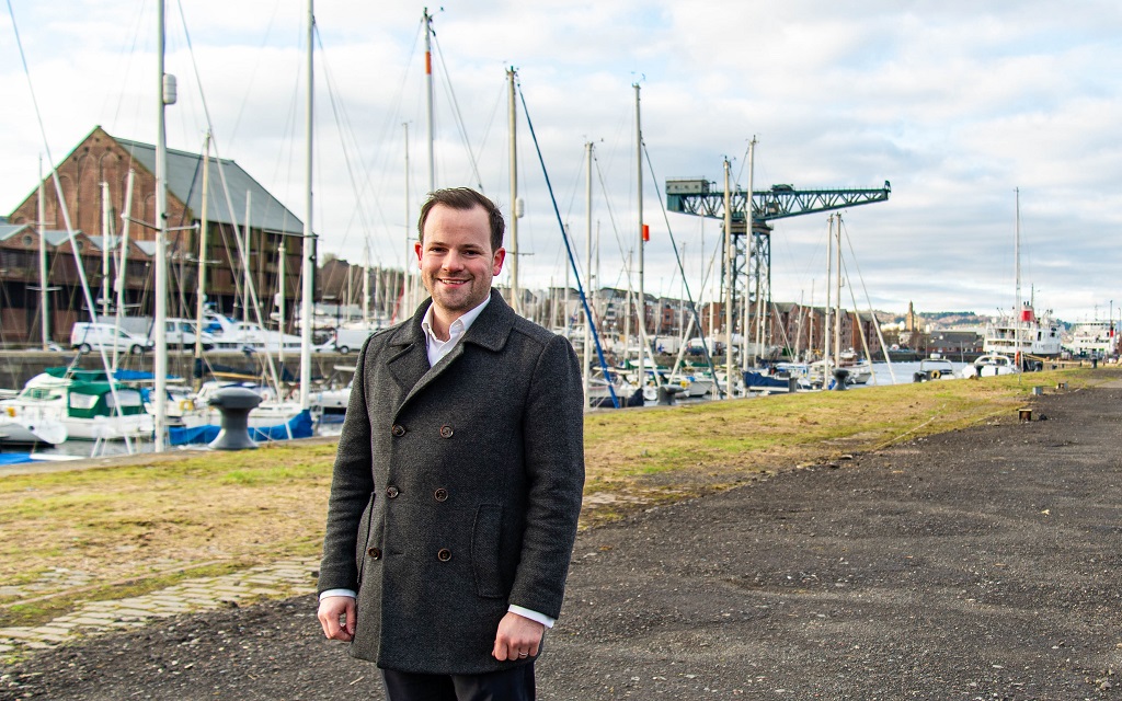 Jonny Kent, Peel Waters, p Peel Waters