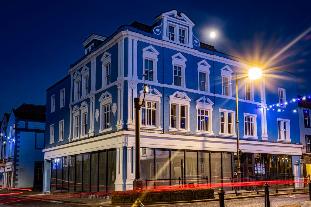 LEVELS, BEC, p Platinum Live