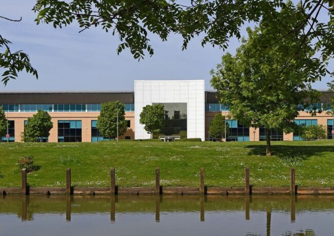 Lakeside Cheadle Royal p Seneca