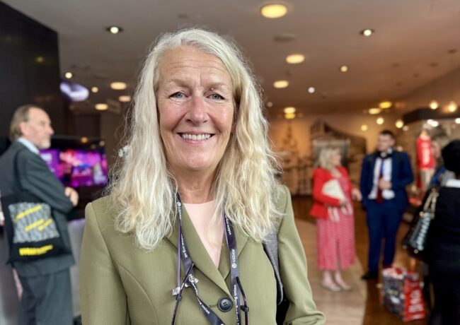 Louise Gittins, CWAC, c PNW