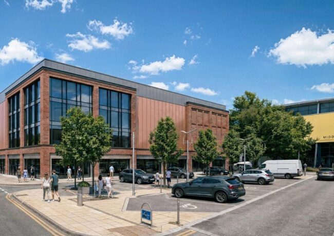 Middleton Storage World, Middleton p P