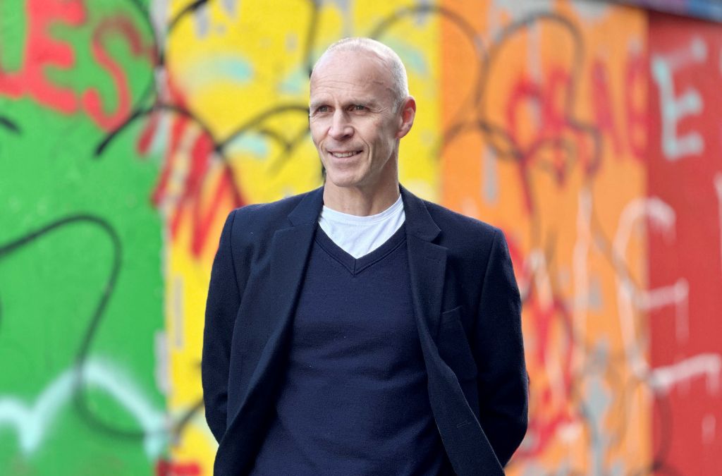 Mike Hitchmough, Fletcher Rae, p Fletcher Rae