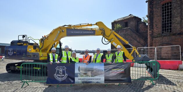 Phillip Jones Peel, Andy Martin Peel Ports, Denise Barrett Baxendale Everton, Phillip Hall Peel Ports, Bill Kenwright Everton, Steven Underwood Peel, Chris Capes Peel, P If We Ran The Zoo