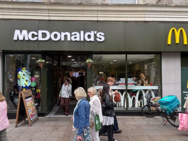 Piccadilly Gardens McDonalds, c PNW