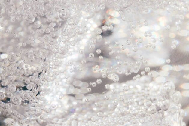 Sparkling water c. Giorgio Trovato on Unsplash