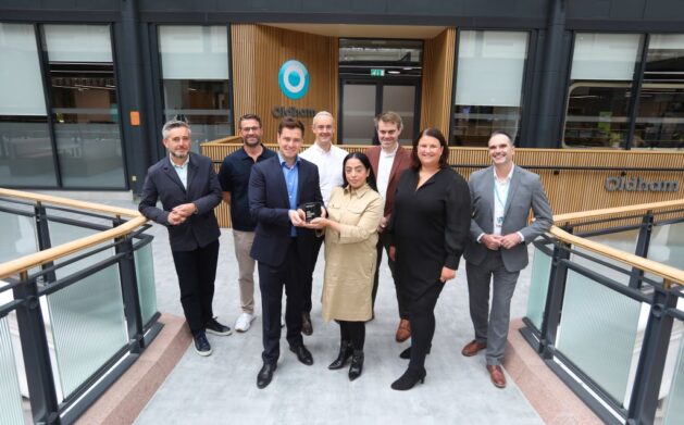 Spindles award, p Oldham Council