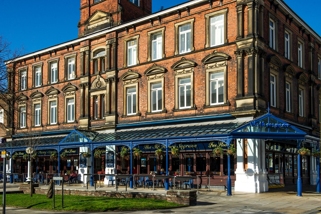 The Sir Henry Segrave, Southport, JD Wetherspoon c David Webb Photography