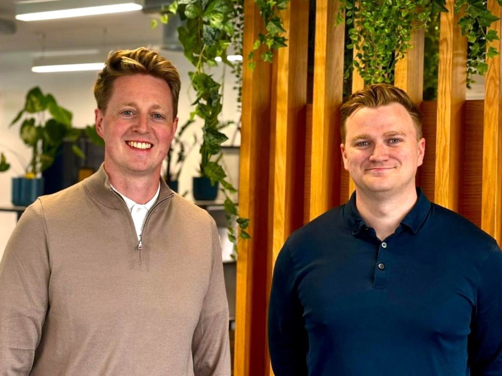 Tom James and Chris Moore, Cluttons, p ING