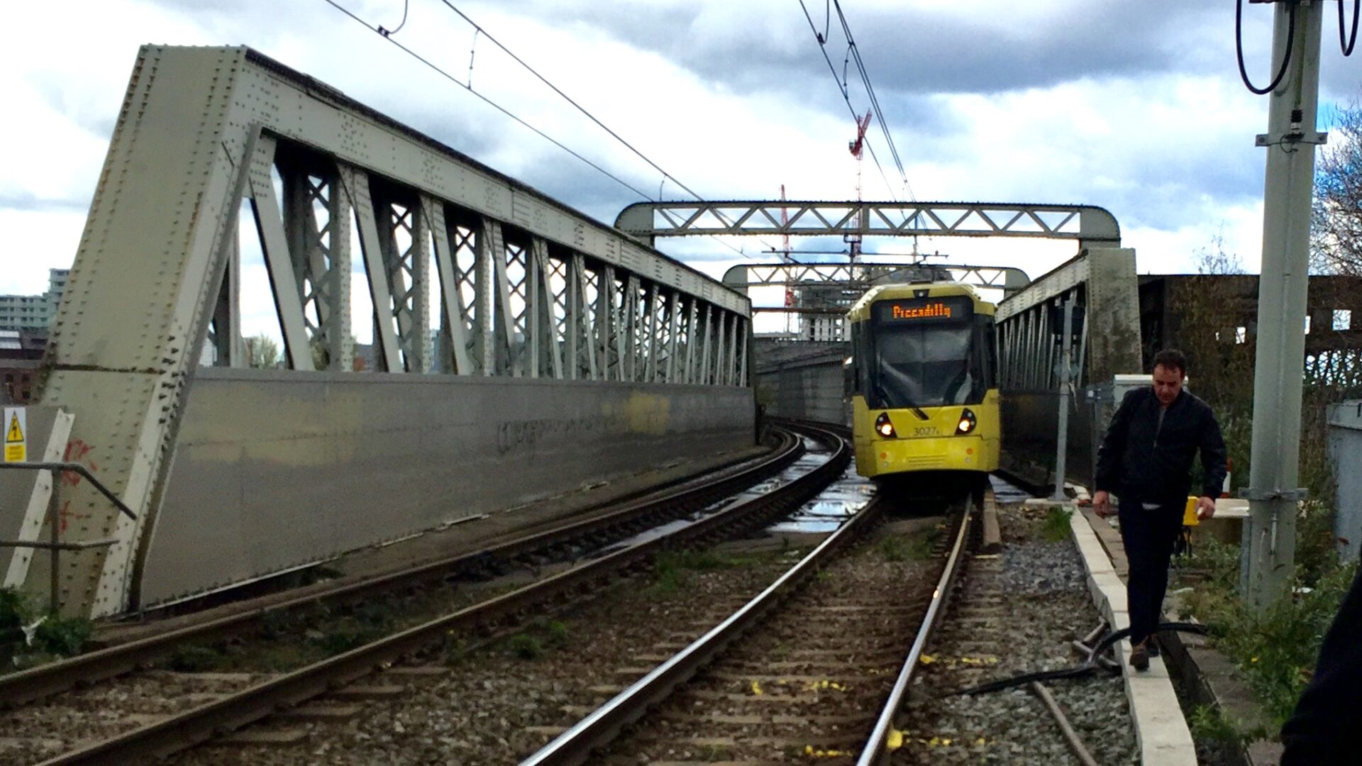 A Metrolink tram on Deansgate Viaduct - crisis communications in inaction