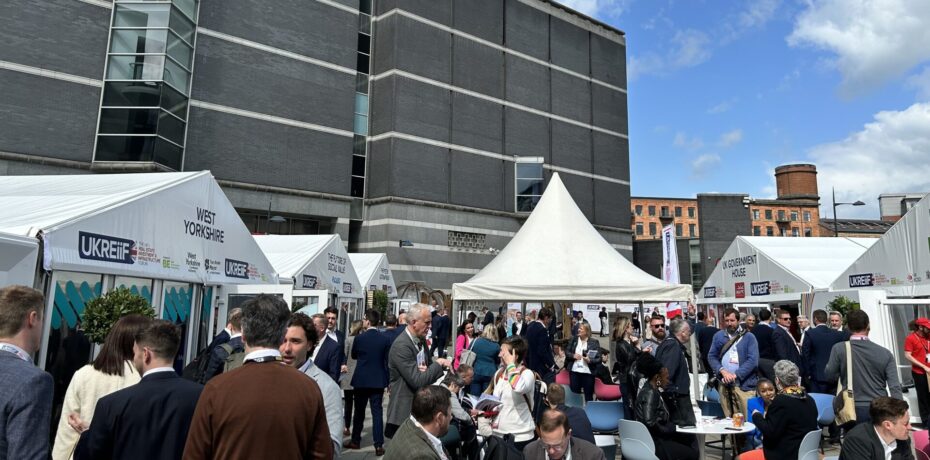 UKREiiF KB phone pavillion