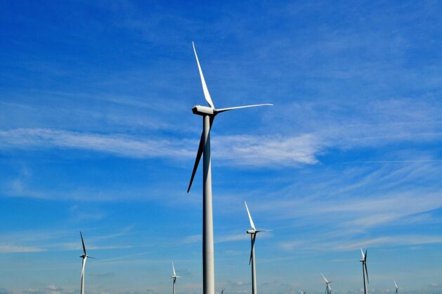 Wind Farm In Illinois, C Tom Shockey Via Flickr Bit.ly SLASH 3q9N9yW