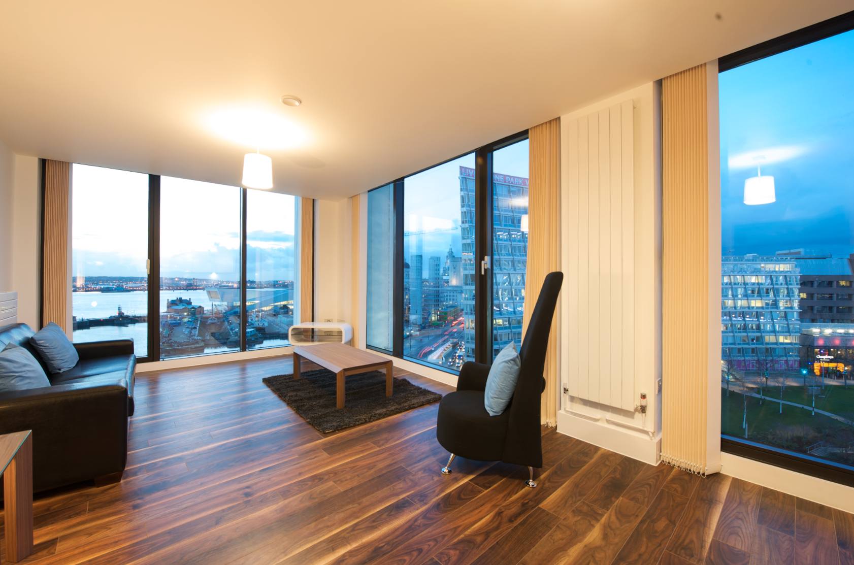 Fish! Hilton Hotel Apartments Place North West